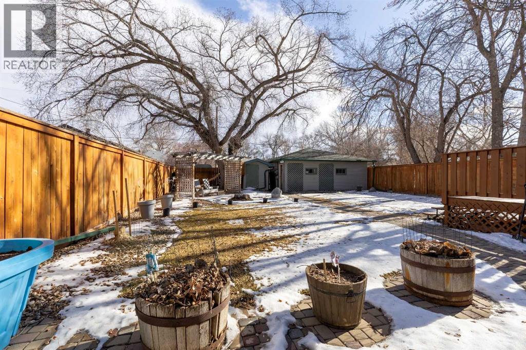 819 8 Street S, Lethbridge, Alberta  T1J 2K6 - Photo 35 - A2286989