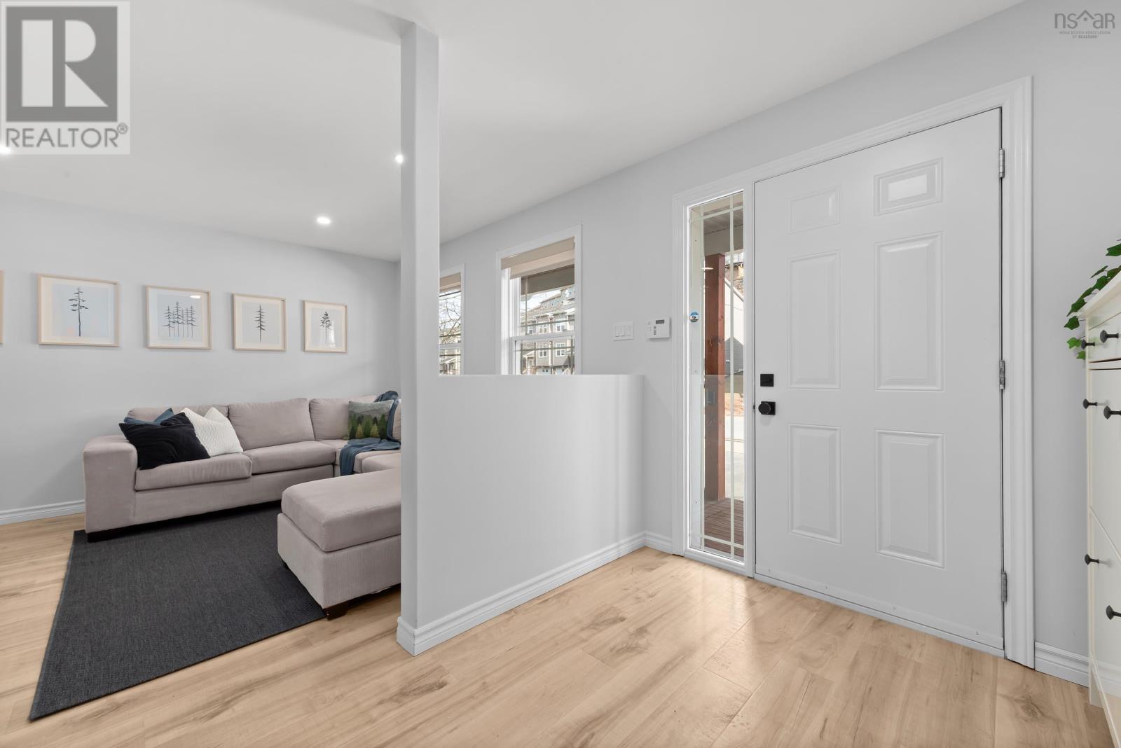 92 Nadia Drive, Dartmouth, Nova Scotia  B3A 0A6 - Photo 4 - 202604429