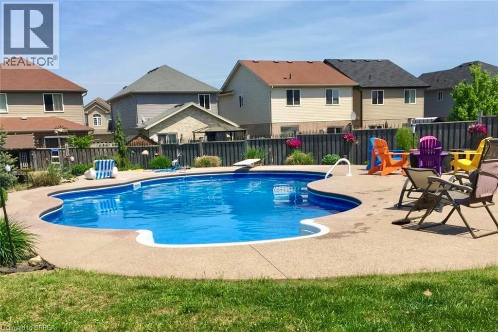 962 Pebblecreek Court, Kitchener, Ontario  N2A 0C5 - Photo 2 - 40806413