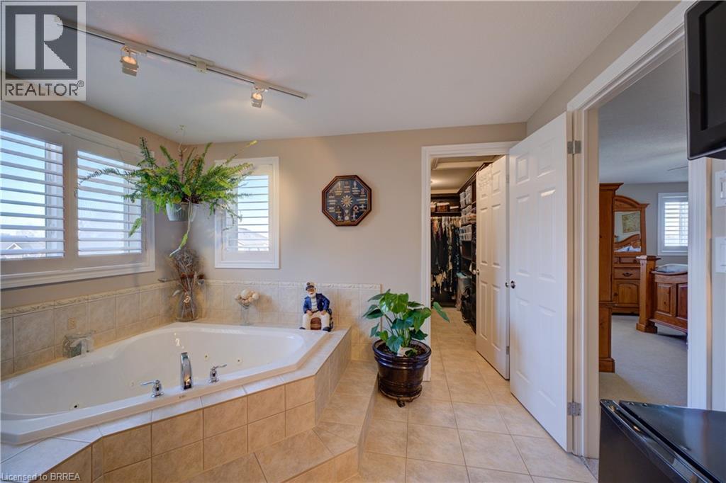 962 Pebblecreek Court, Kitchener, Ontario  N2A 0C5 - Photo 36 - 40806413