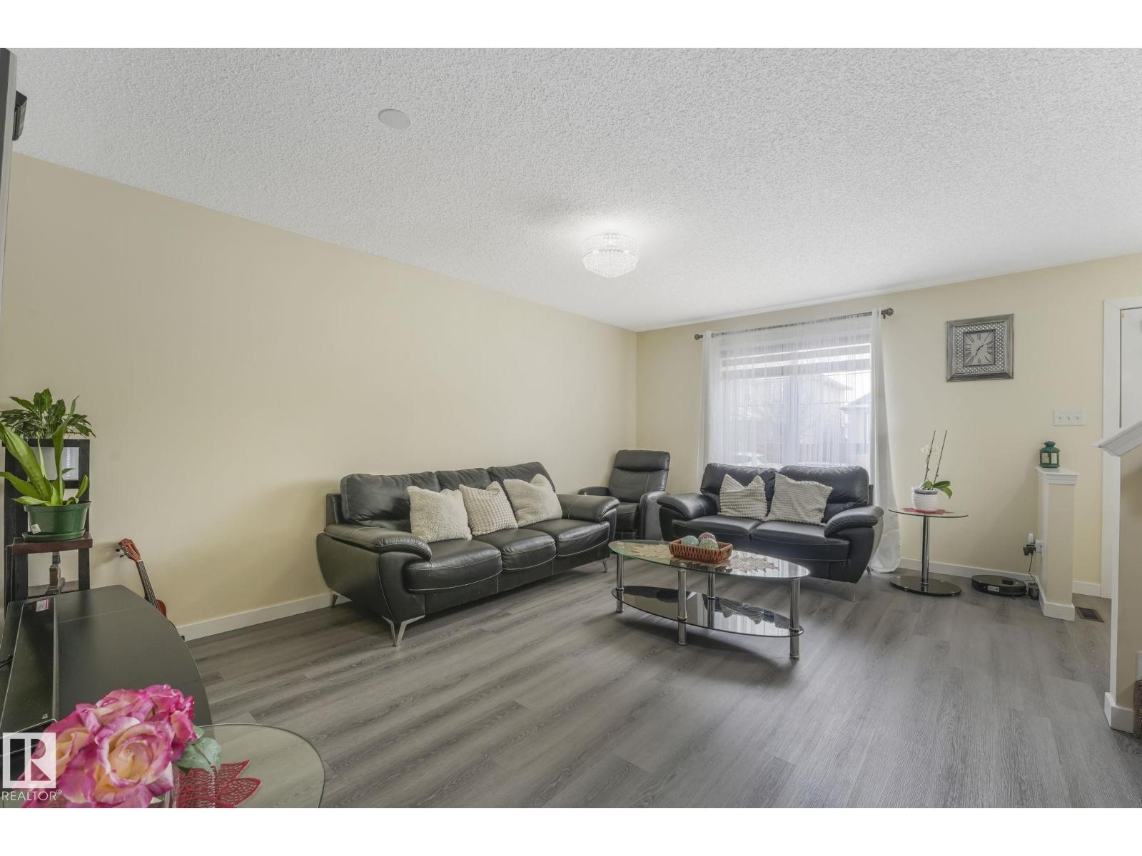 2348 28b Av Nw, Edmonton, Alberta  T6T 2A4 - Photo 8 - E4477003