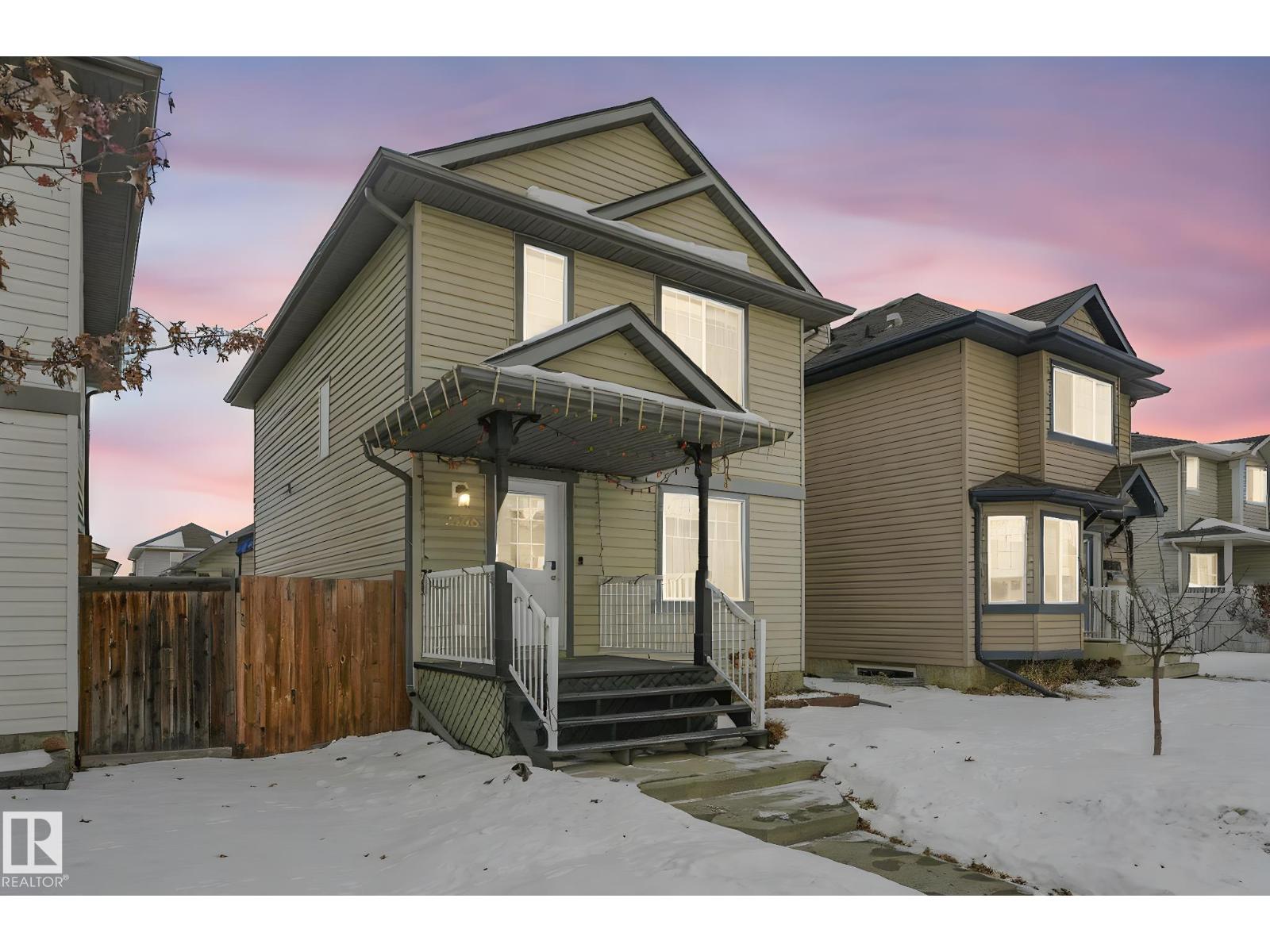 2348 28b Av Nw, Edmonton, Alberta  T6T 2A4 - Photo 2 - E4477003