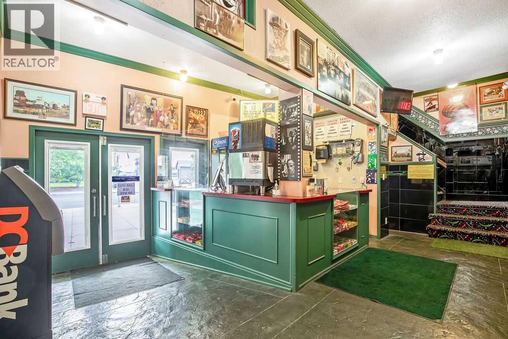 421 1st Street Sw, High River, Alberta  T1V 1M6 - Photo 4 - A2161240