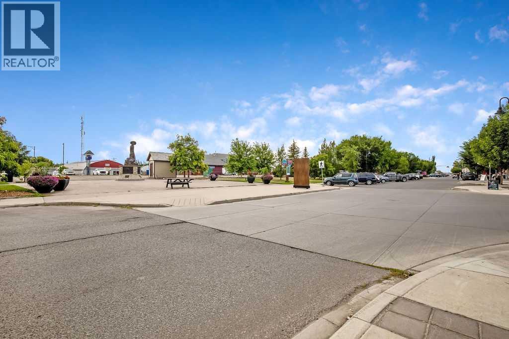 421 1st Street Sw, High River, Alberta  T1V 1M6 - Photo 30 - A2161240