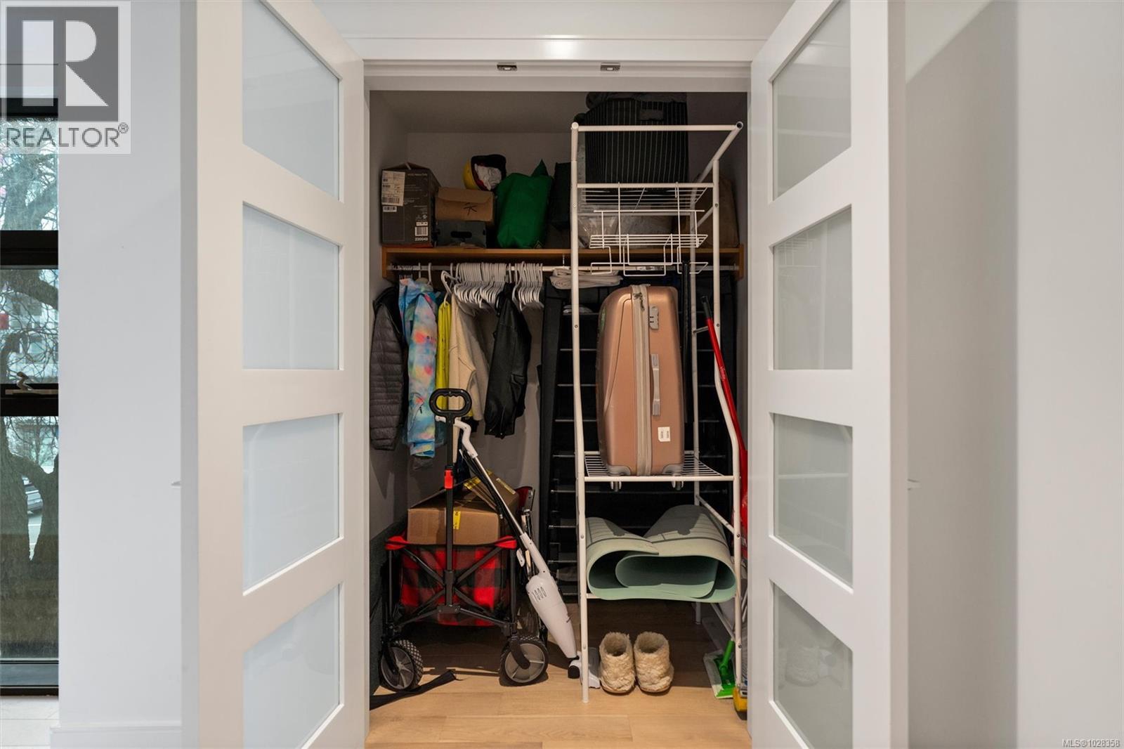 N216 1105 Pandora Ave, Victoria, British Columbia  V8V 3P9 - Photo 28 - 1028358