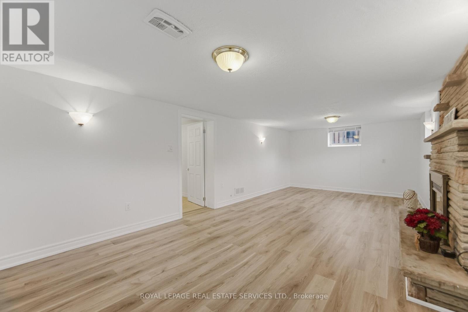 46 Cardigan Road, Toronto (Stonegate-Queensway), Ontario  M8Z 2W2 - Photo 34 - W12873298