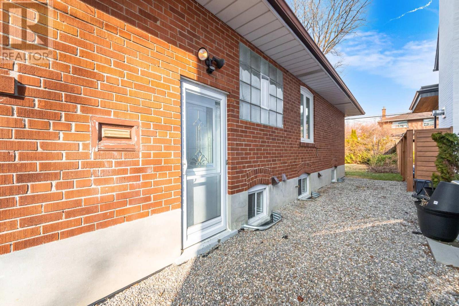 46 Cardigan Road, Toronto (Stonegate-Queensway), Ontario  M8Z 2W2 - Photo 42 - W12873298