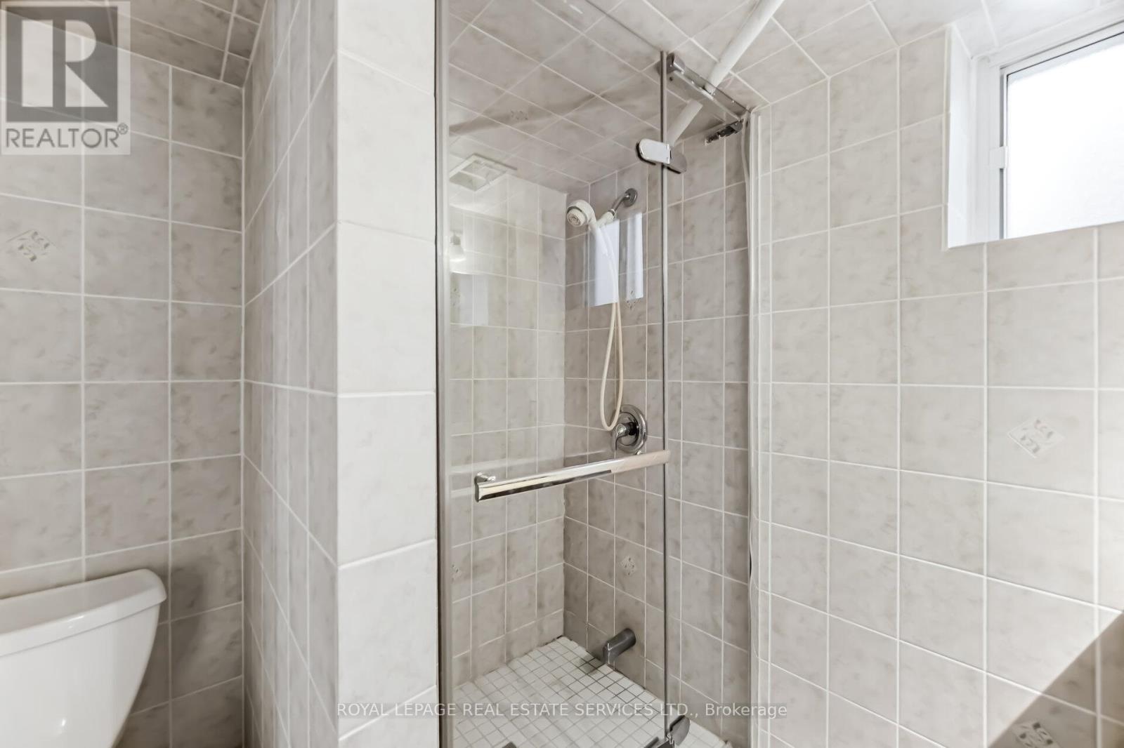 46 Cardigan Road, Toronto (Stonegate-Queensway), Ontario  M8Z 2W2 - Photo 38 - W12873298