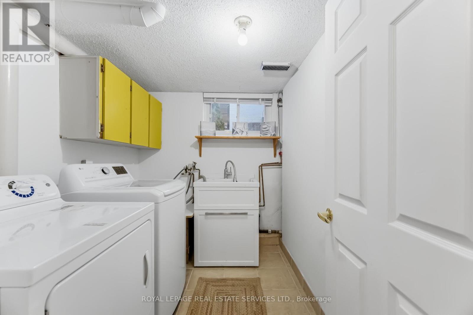 46 Cardigan Road, Toronto (Stonegate-Queensway), Ontario  M8Z 2W2 - Photo 40 - W12873298