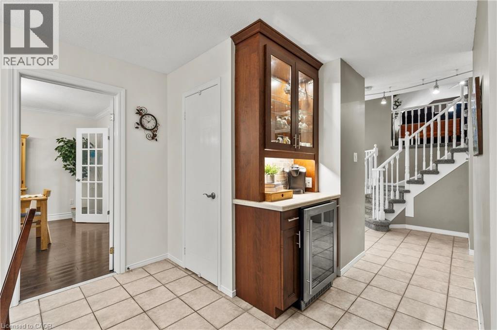 10 Pinecreek Road, Waterdown, Ontario  L8B 0H1 - Photo 17 - 40811209