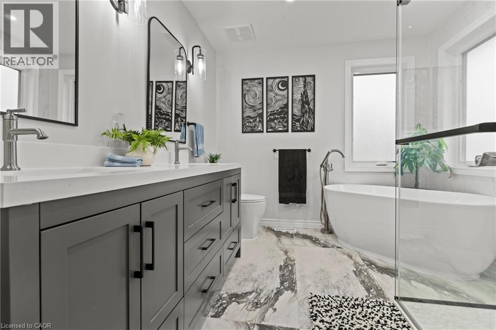 10 Pinecreek Road, Waterdown, Ontario  L8B 0H1 - Photo 27 - 40811209