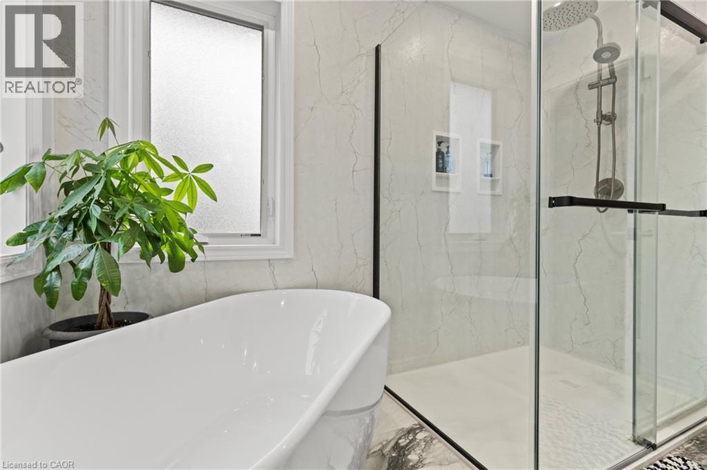 10 Pinecreek Road, Waterdown, Ontario  L8B 0H1 - Photo 28 - 40811209