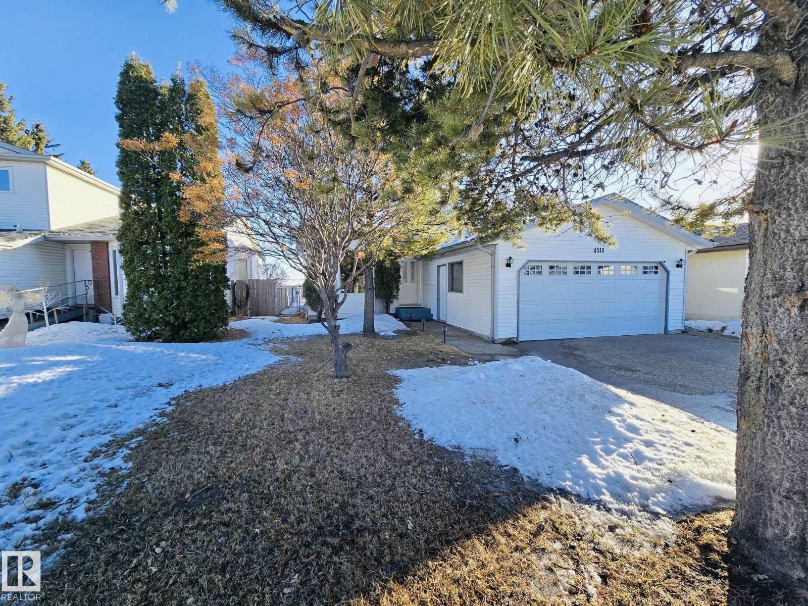 4513 10 Av Nw Nw, Edmonton, Alberta  T6L 4S2 - Photo 2 - E4477026