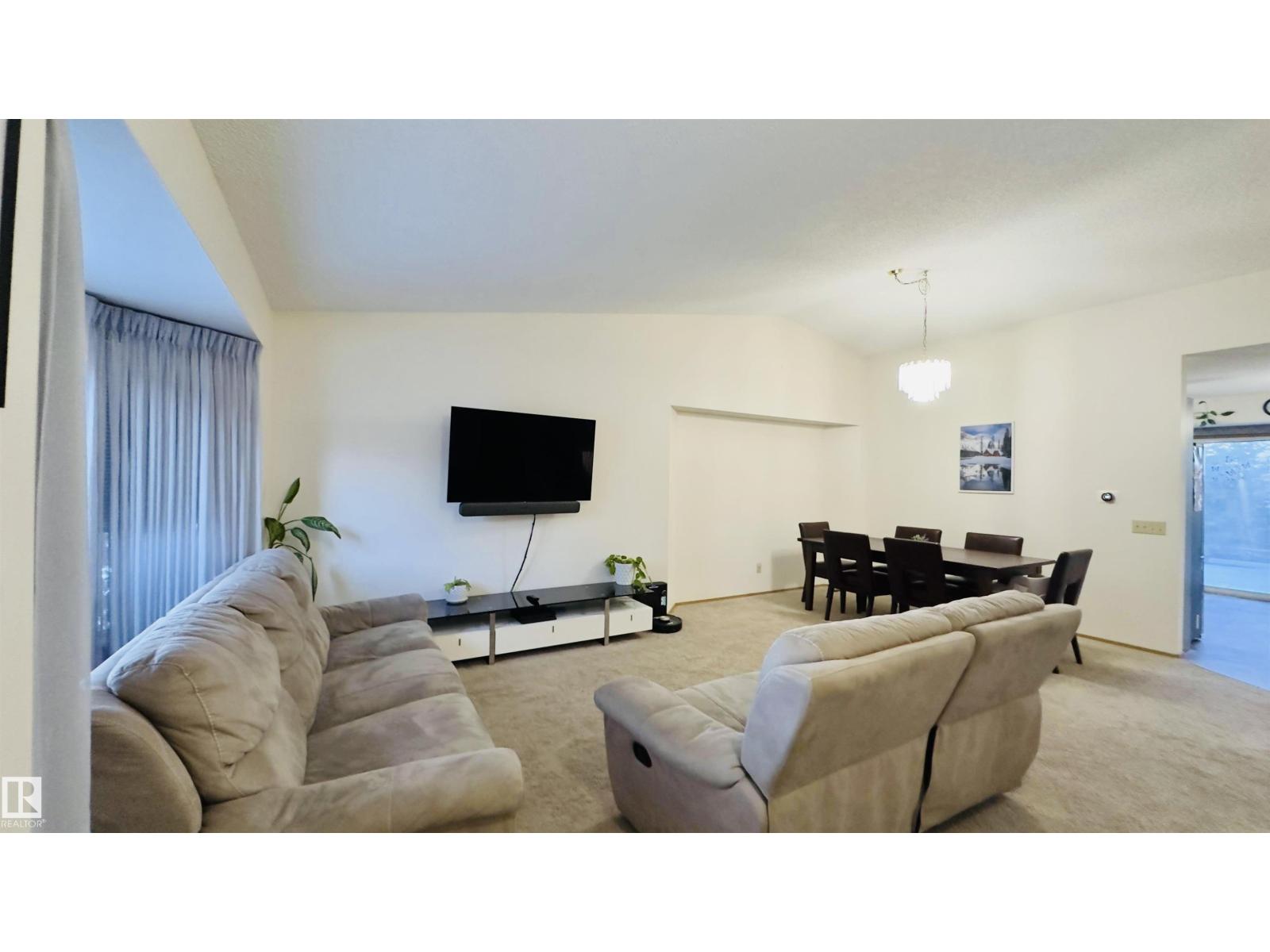 4513 10 Av Nw Nw, Edmonton, Alberta  T6L 4S2 - Photo 10 - E4477026