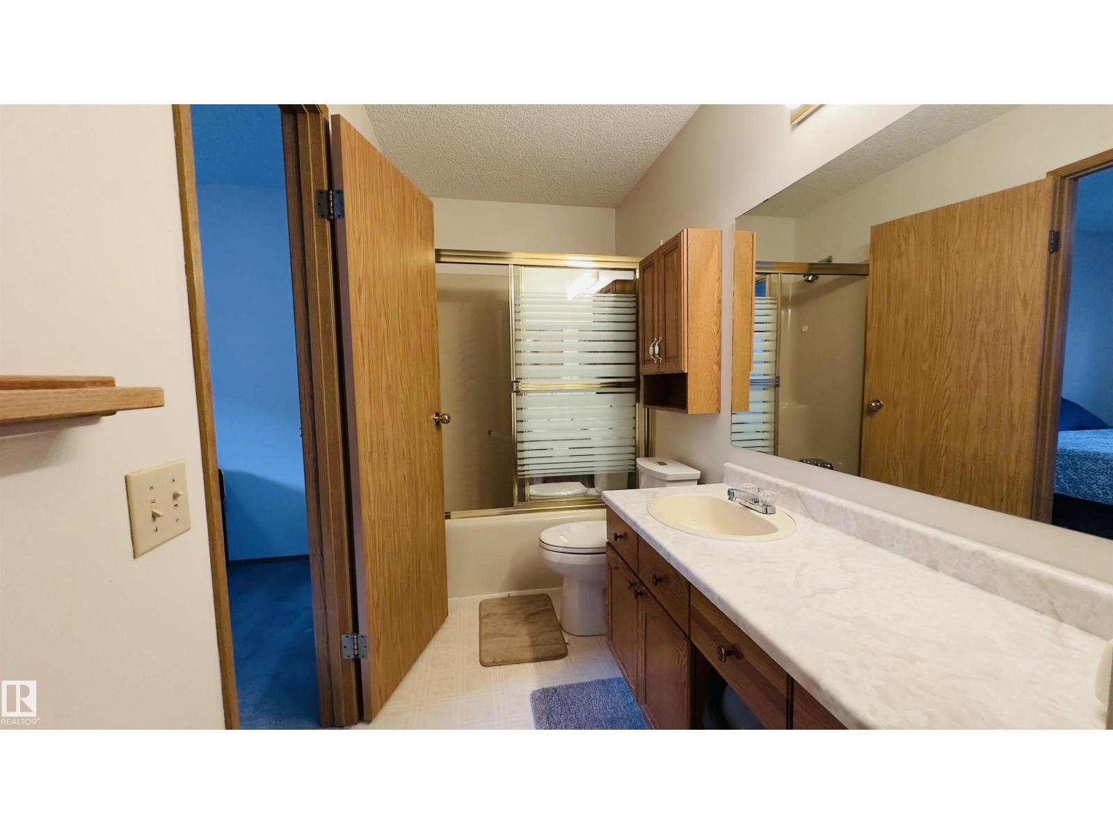 4513 10 Av Nw Nw, Edmonton, Alberta  T6L 4S2 - Photo 24 - E4477026