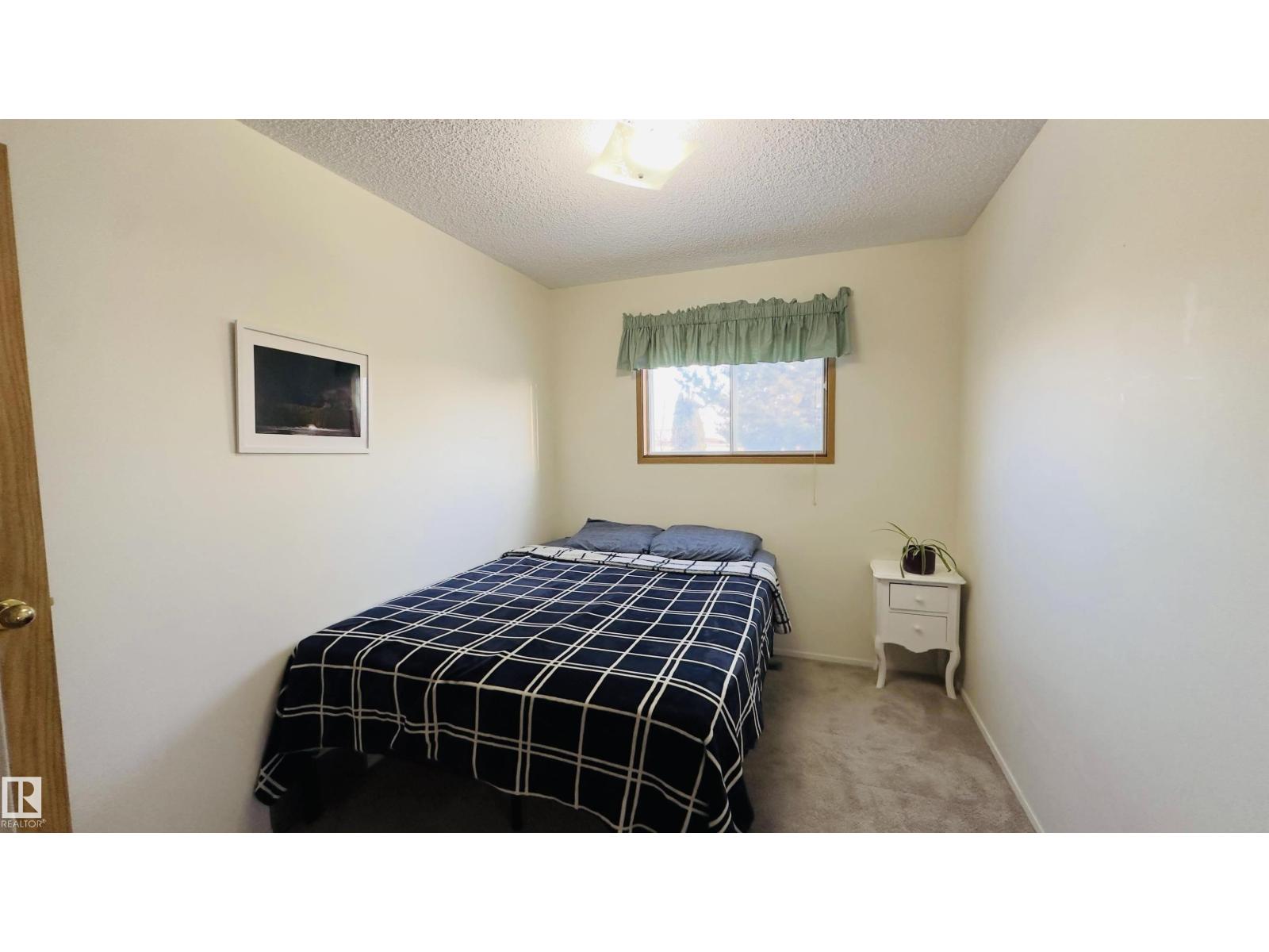 4513 10 Av Nw Nw, Edmonton, Alberta  T6L 4S2 - Photo 28 - E4477026