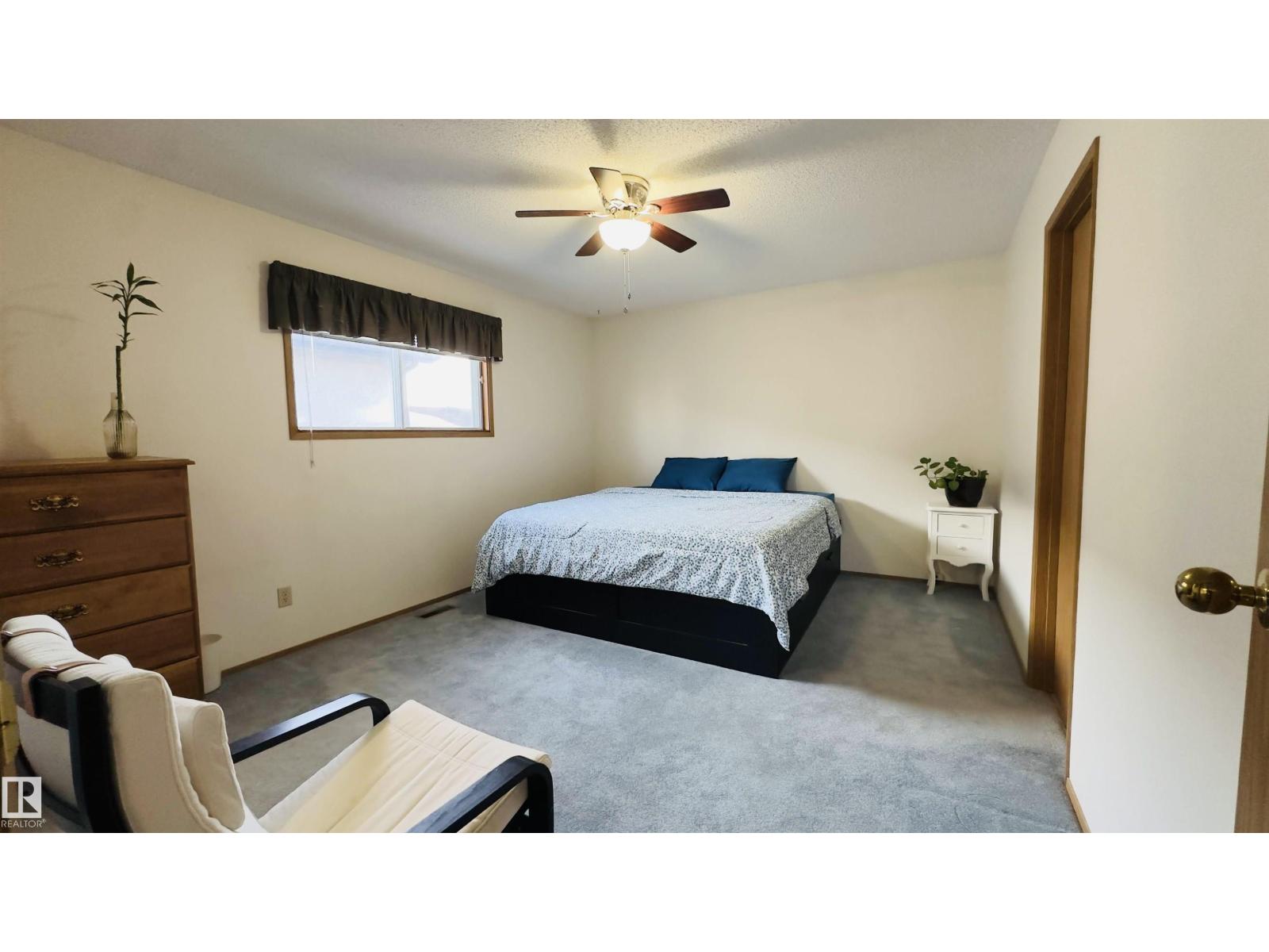 4513 10 Av Nw Nw, Edmonton, Alberta  T6L 4S2 - Photo 19 - E4477026