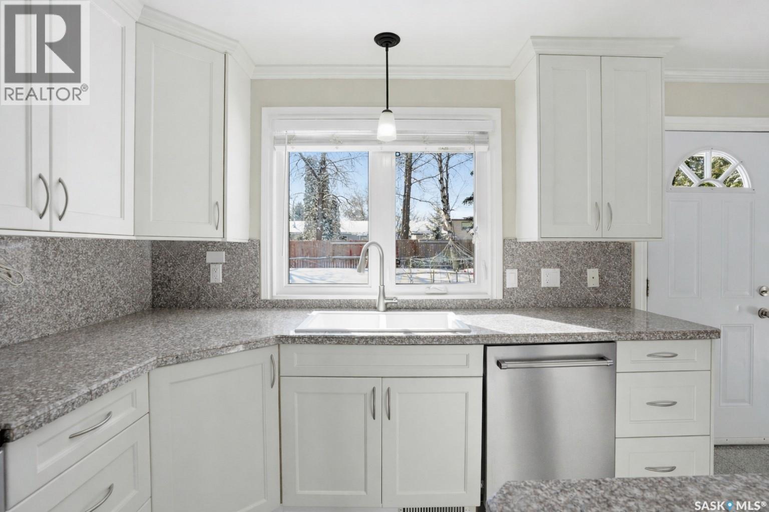 110 Meglund Place, Saskatoon, Saskatchewan  S7H 4Z7 - Photo 15 - SK030124