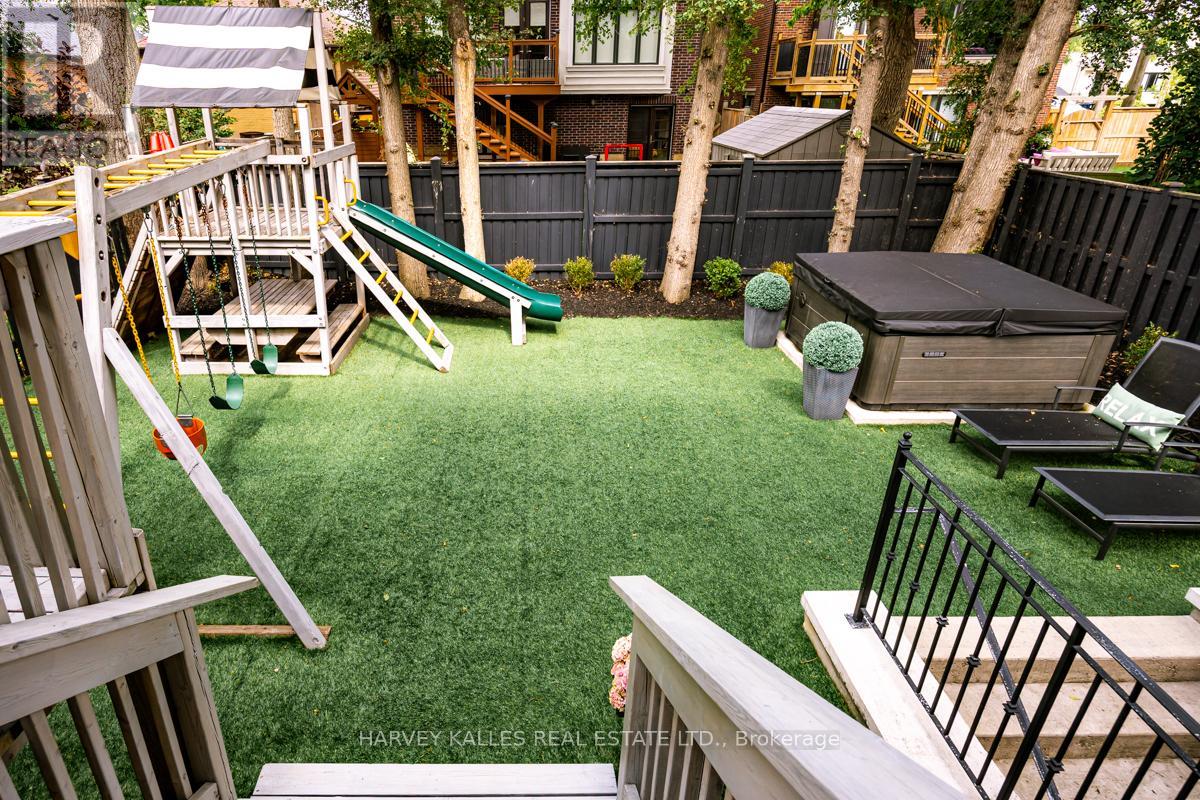 190 Carmichael Avenue, Toronto (Bedford Park-Nortown), Ontario  M5M 2X3 - Photo 34 - C12861012