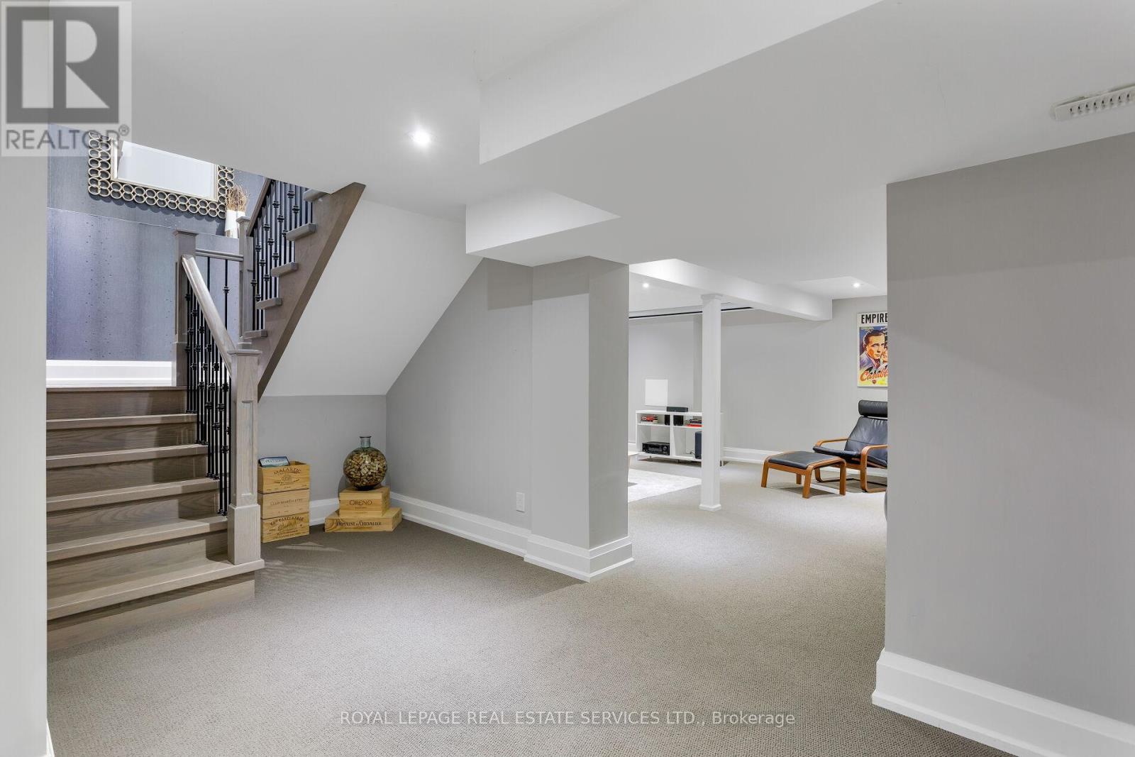 443 Seabourne Drive, Oakville (Wo West), Ontario  L6L 4E9 - Photo 34 - W12828722