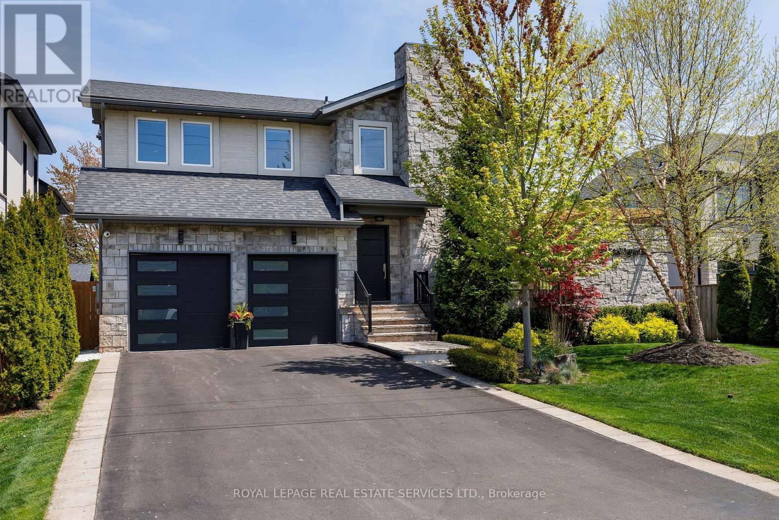 443 Seabourne Drive, Oakville (Wo West), Ontario  L6L 4E9 - Photo 48 - W12828722