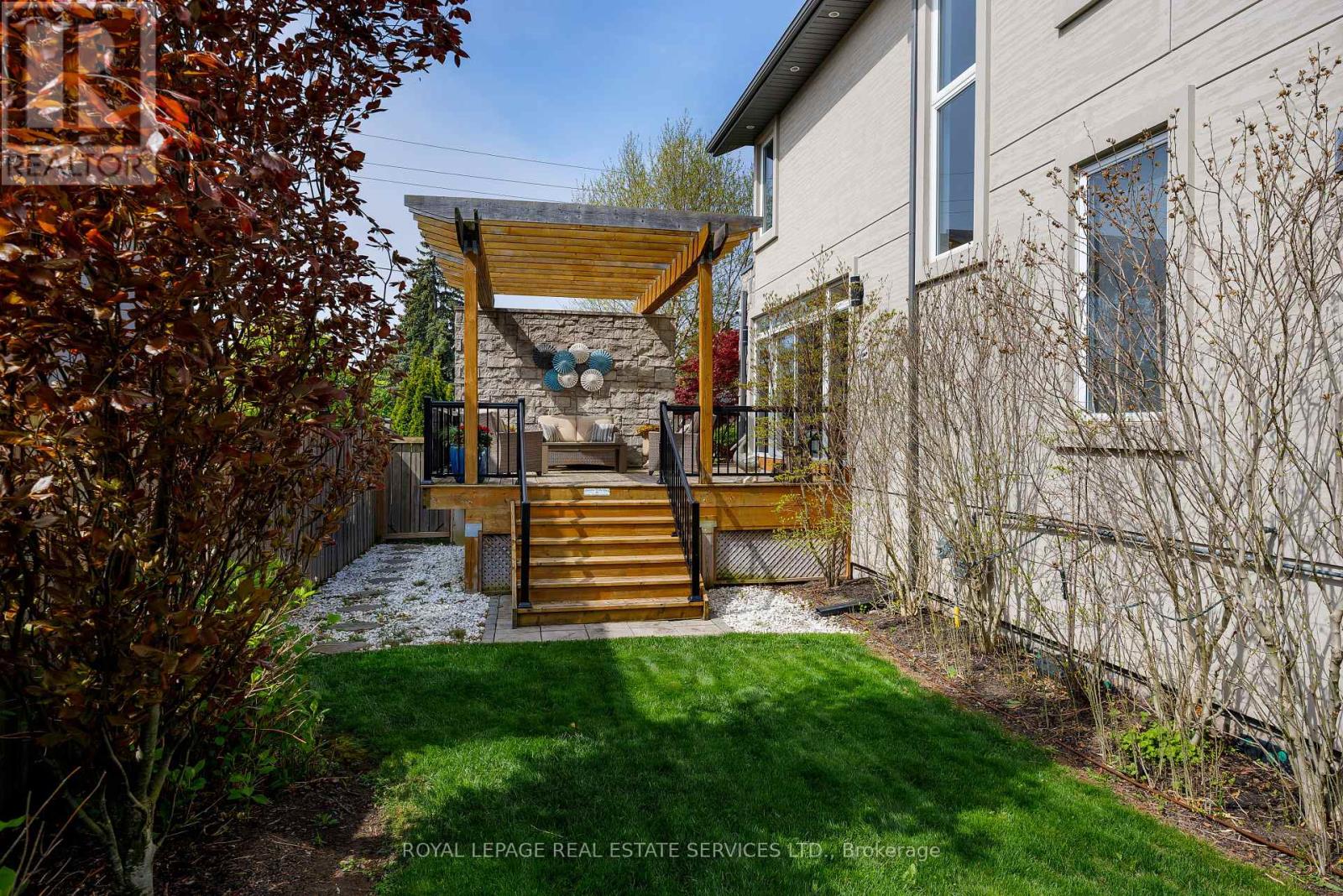 443 Seabourne Drive, Oakville (Wo West), Ontario  L6L 4E9 - Photo 41 - W12828722