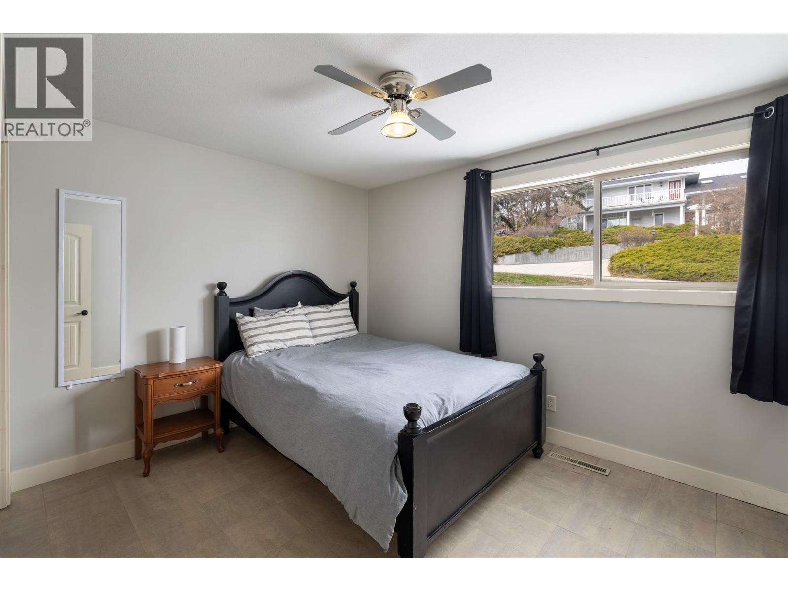 8705 Kalview Drive, Coldstream, British Columbia  V1B 1X2 - Photo 29 - 10378523