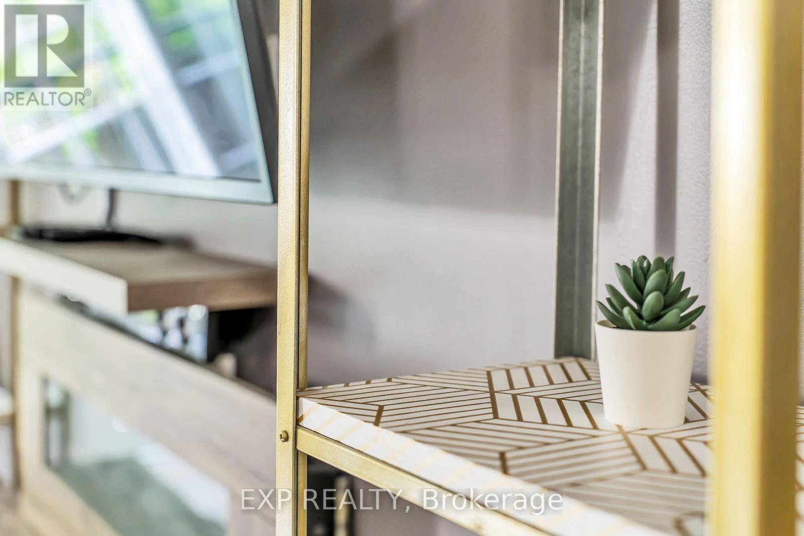 208 - 83 Aspen Springs Drive, Clarington (Bowmanville), Ontario  L1C 5J7 - Photo 6 - E12287611