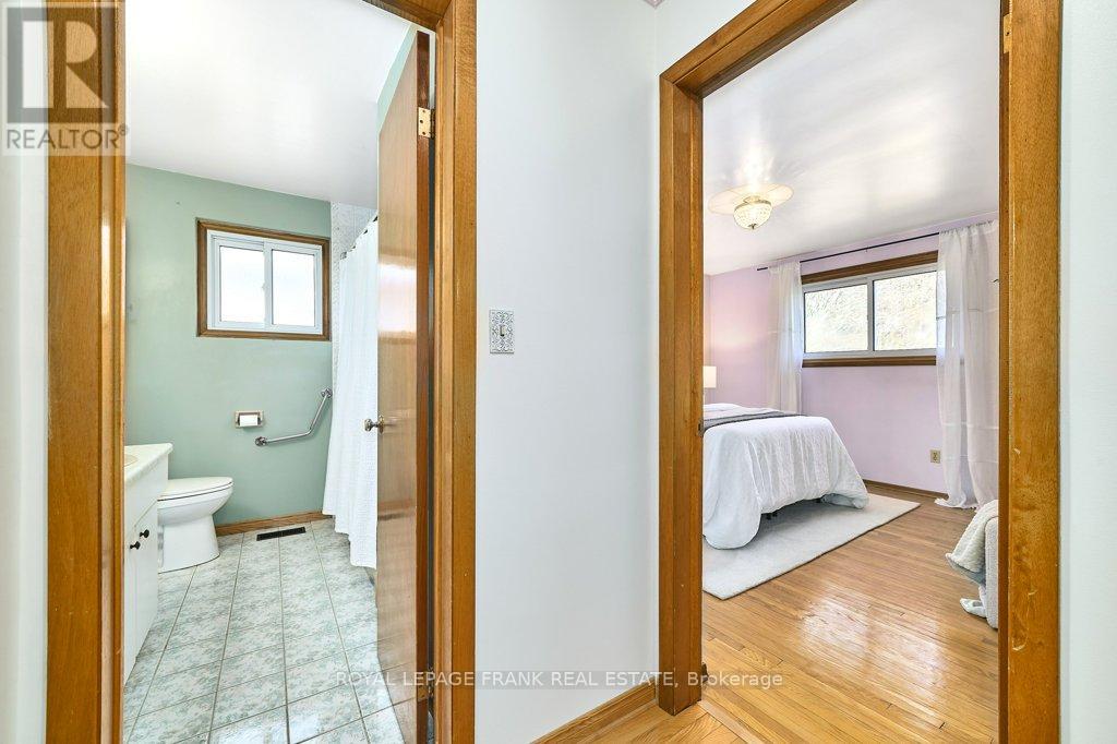 641 Park Road N, Oshawa, Ontario  L1J 5Y8 - Photo 13 - E12876112