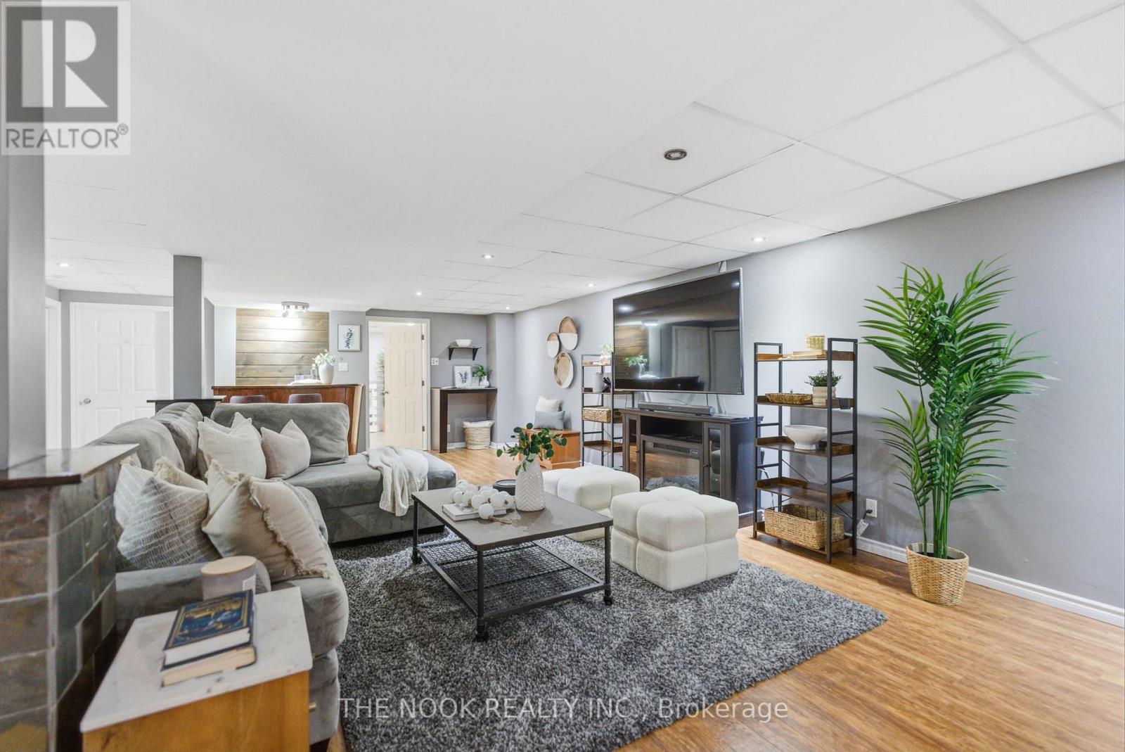 6 Sparrow Court, Kawartha Lakes, Ontario  K0M 2C0 - Photo 36 - X12876072