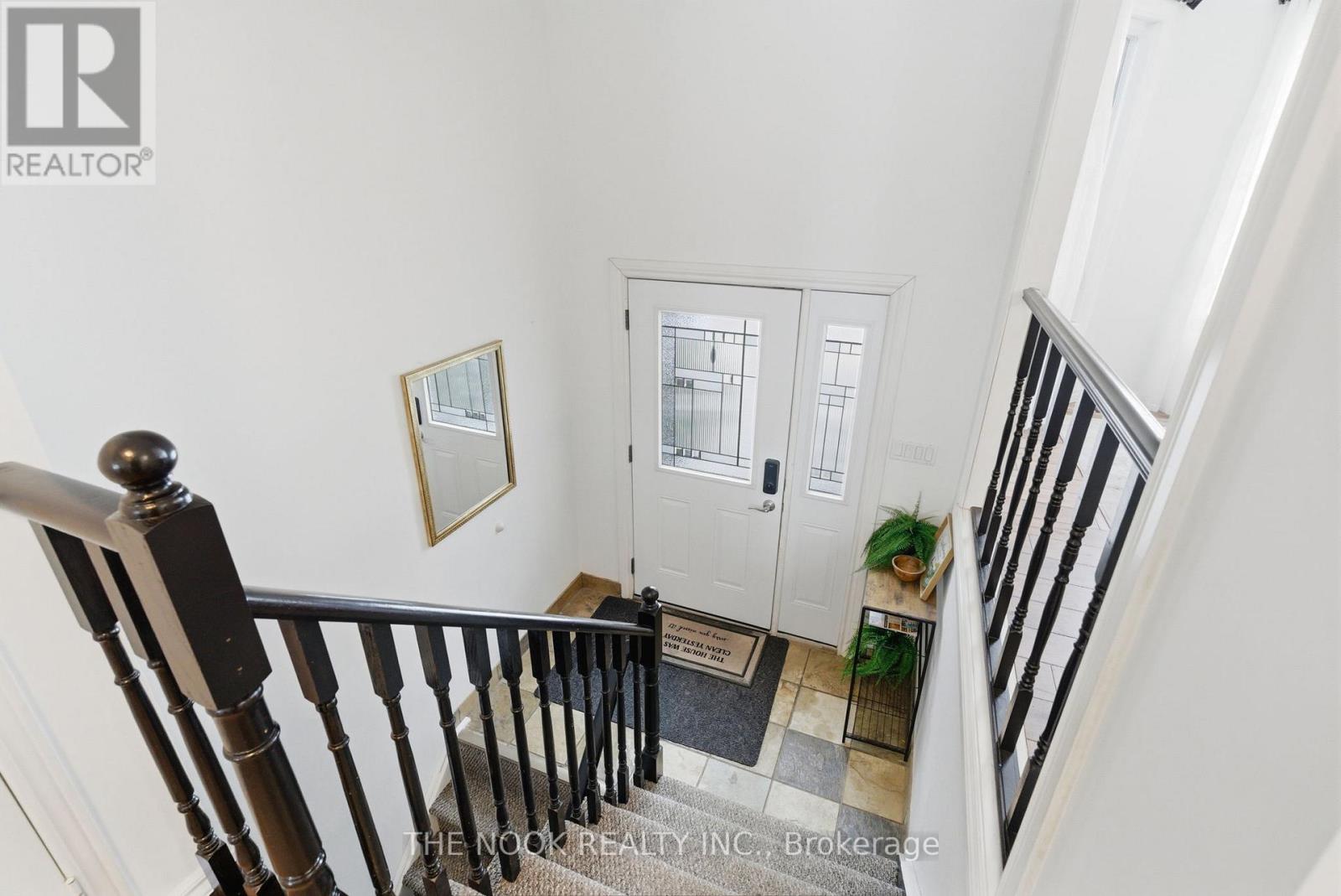 6 Sparrow Court, Kawartha Lakes, Ontario  K0M 2C0 - Photo 4 - X12876072