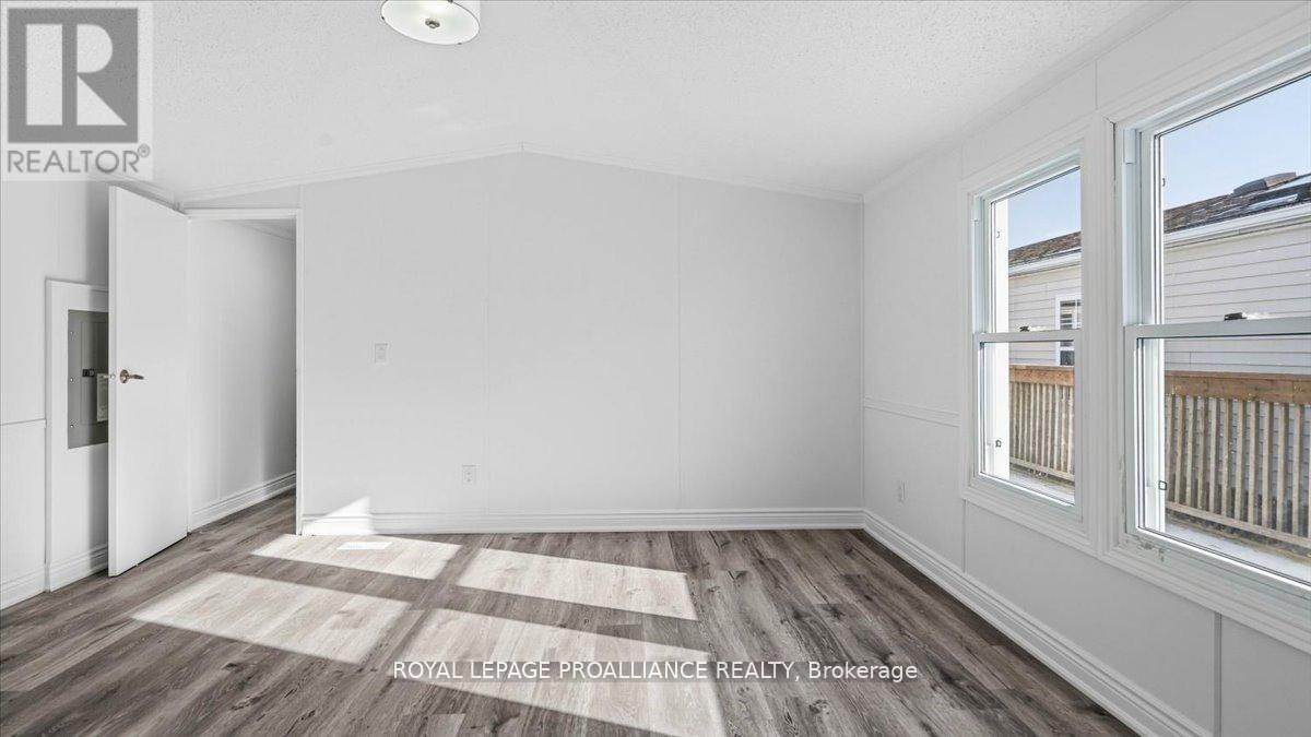 21 - 311 Dundas Street E, Quinte West, Ontario  K8V 1M1 - Photo 18 - X12876108