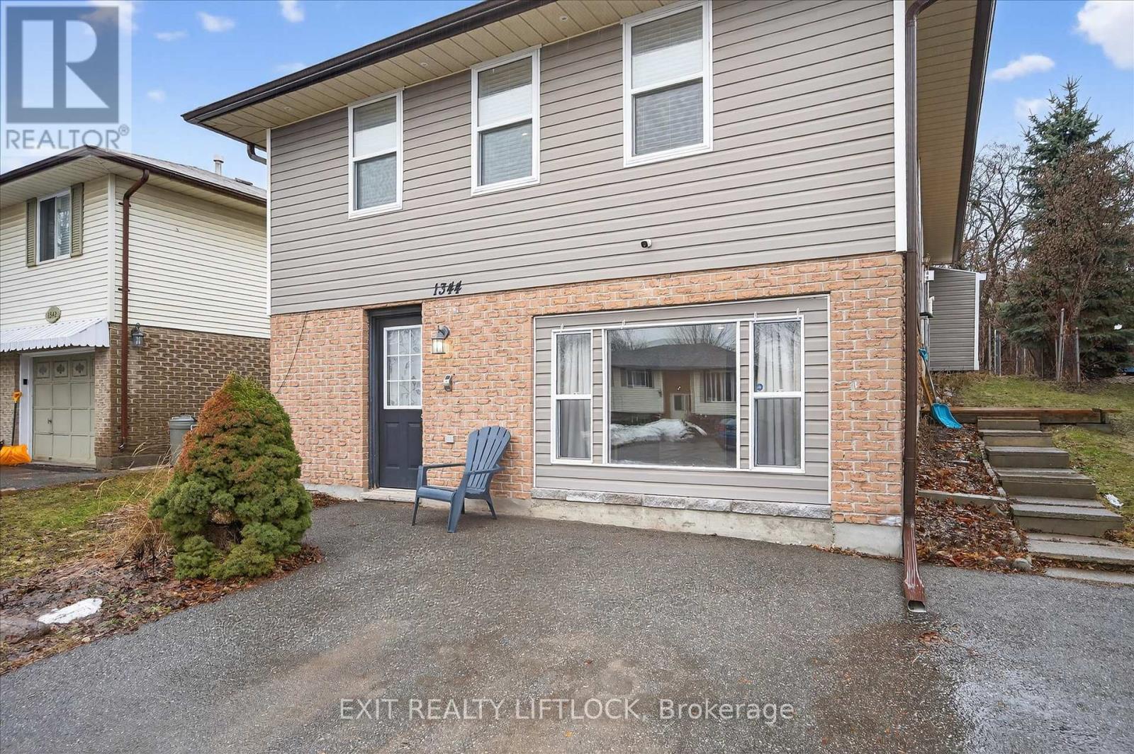 1344 TUDOR CRESCENT, Peterborough, Ontario