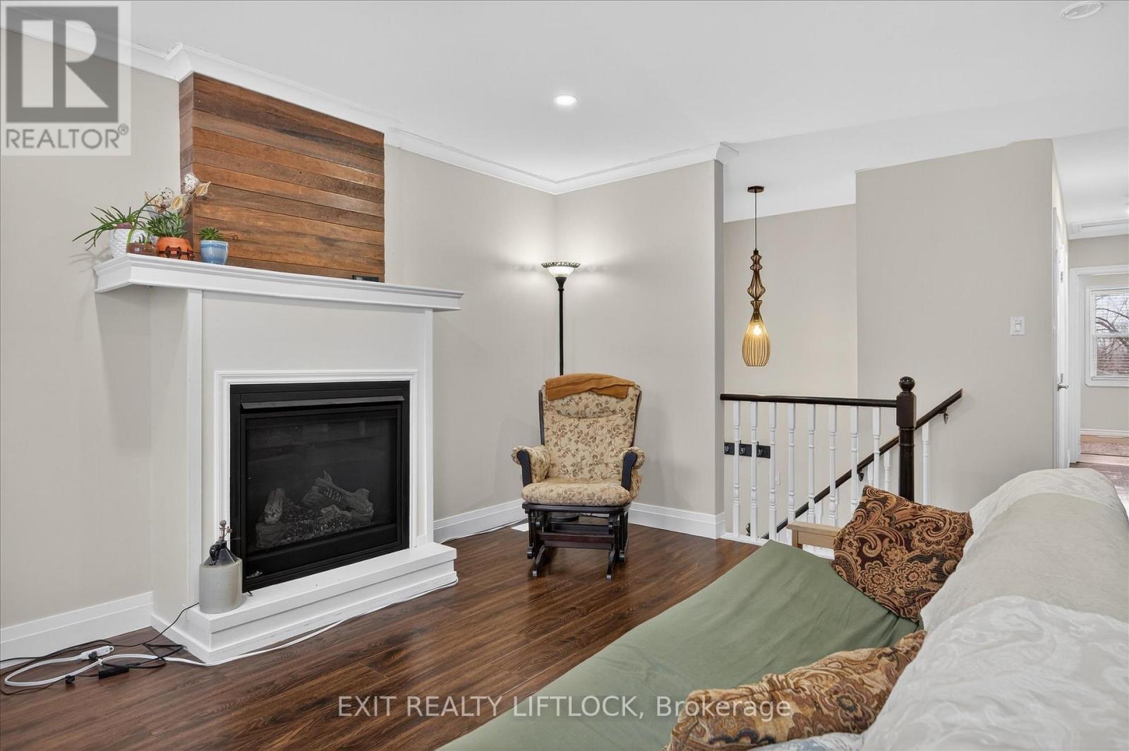 1344 Tudor Crescent, Peterborough, Ontario  K9L 1X1 - Photo 11 - X12876116