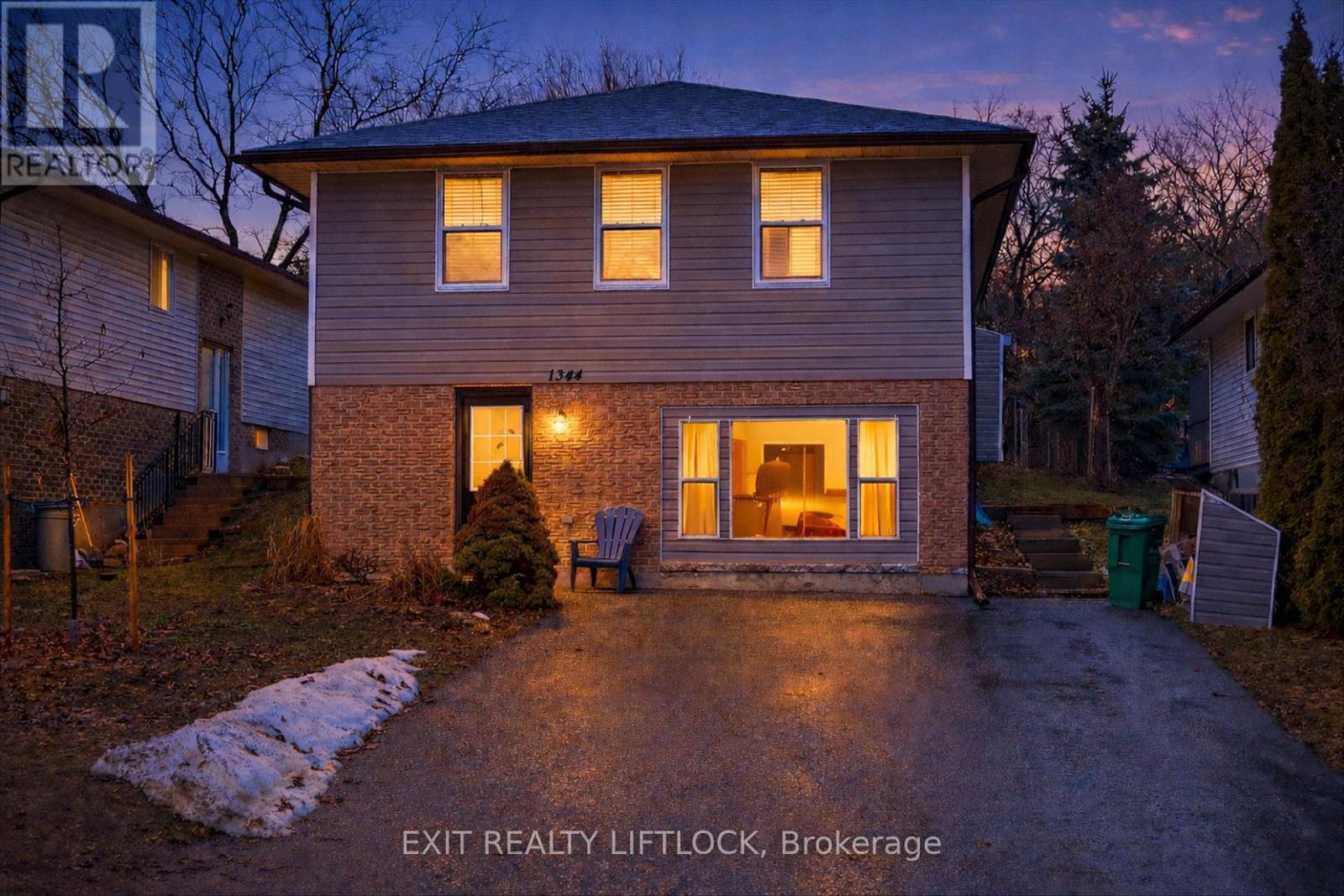 1344 Tudor Crescent, Peterborough, Ontario  K9L 1X1 - Photo 3 - X12876116