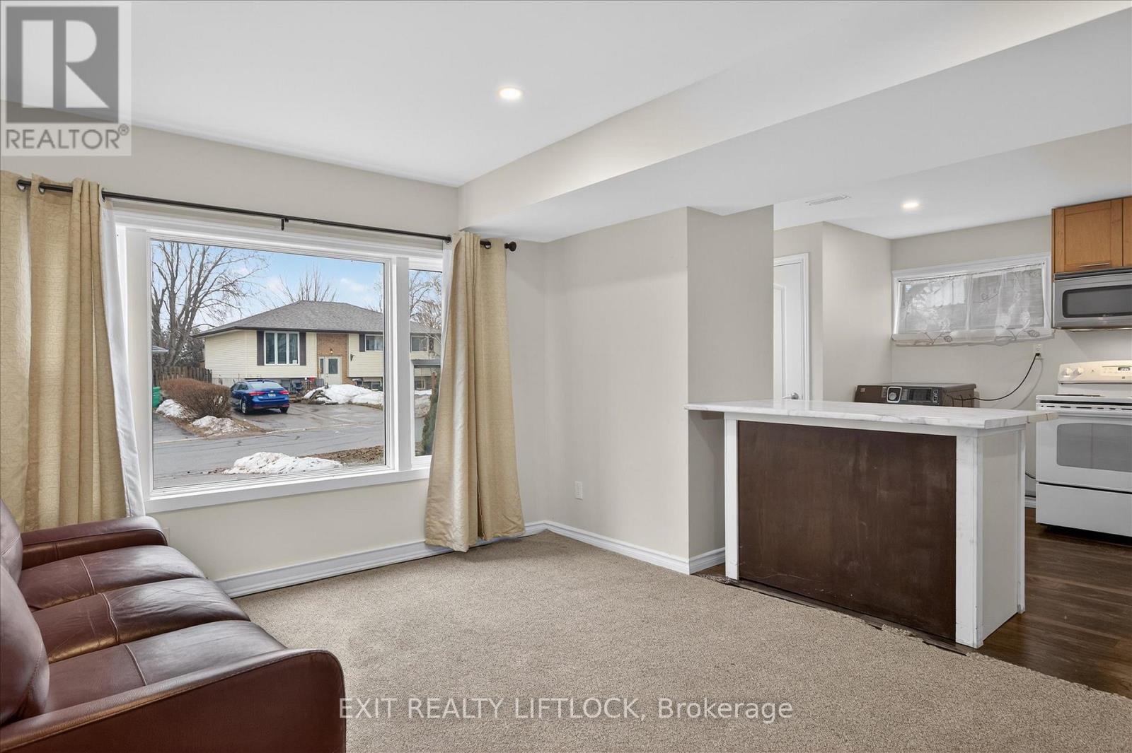 1344 Tudor Crescent, Peterborough, Ontario  K9L 1X1 - Photo 34 - X12876116