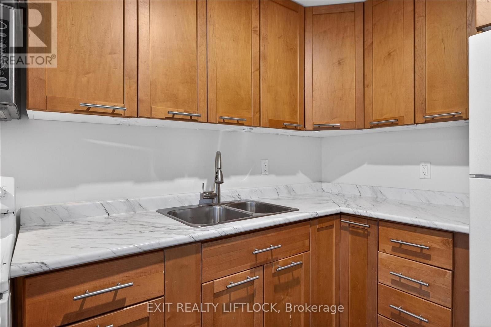 1344 Tudor Crescent, Peterborough, Ontario  K9L 1X1 - Photo 36 - X12876116