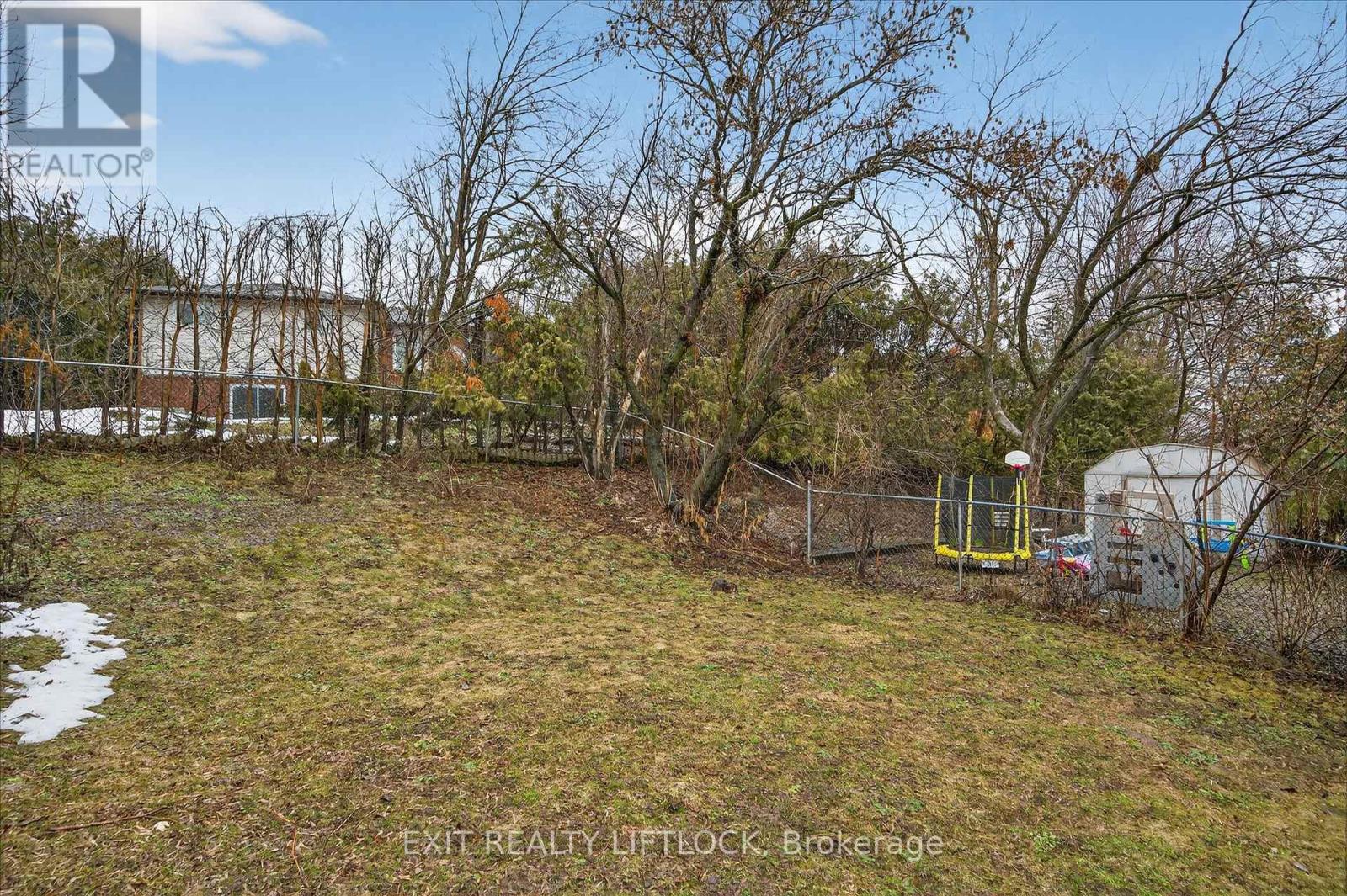 1344 Tudor Crescent, Peterborough, Ontario  K9L 1X1 - Photo 45 - X12876116