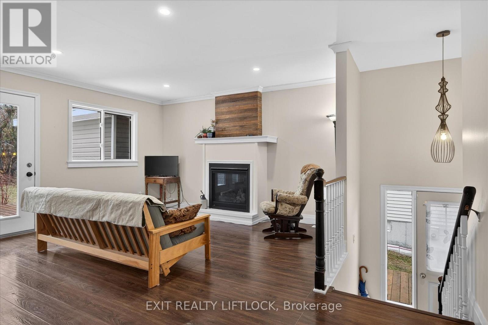 1344 Tudor Crescent, Peterborough, Ontario  K9L 1X1 - Photo 7 - X12876116