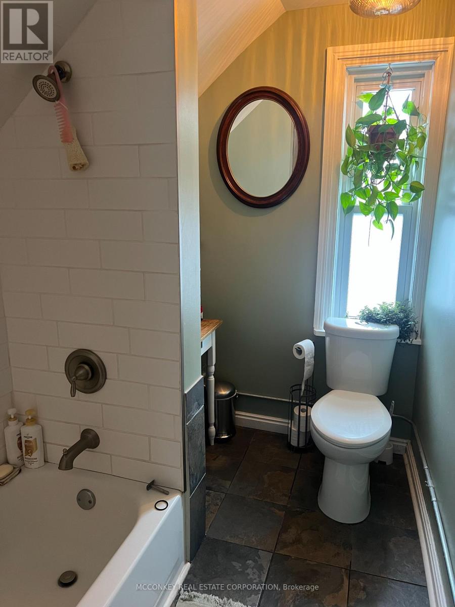 28 Queen Street, Asphodel-Norwood (Norwood), Ontario  K0L 2V0 - Photo 11 - X12876144