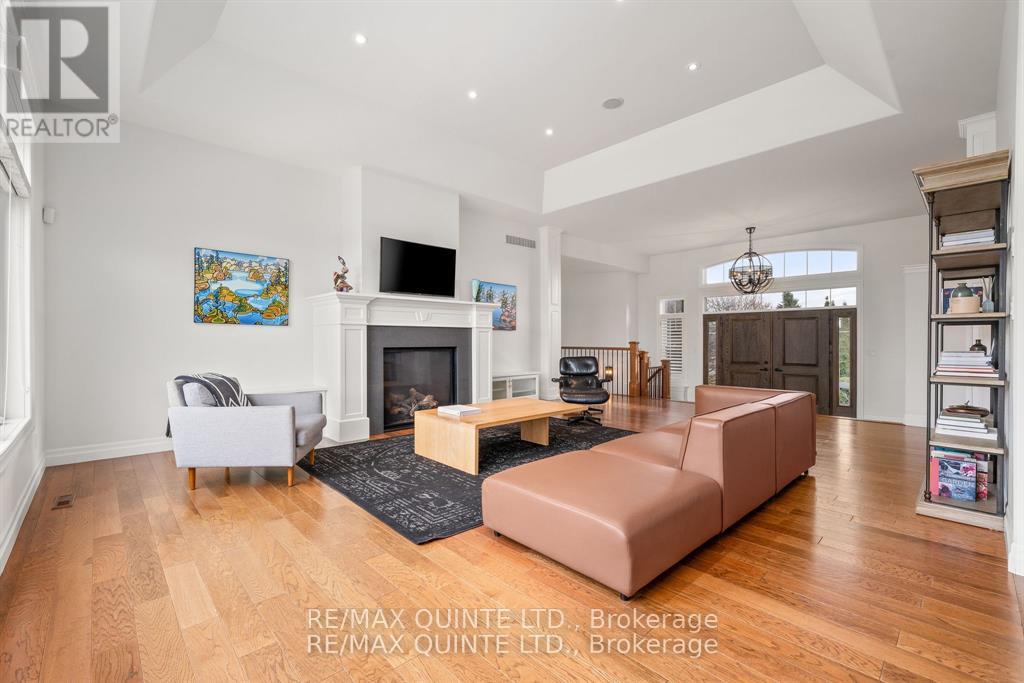 54 Settlers Landing Drive, Quinte West, Ontario  K8R 0A9 - Photo 13 - X12876258