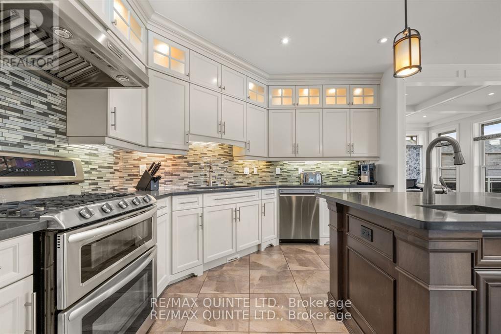 54 Settlers Landing Drive, Quinte West, Ontario  K8R 0A9 - Photo 15 - X12876258