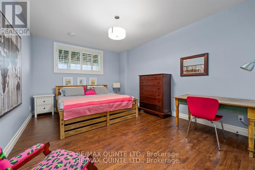 54 Settlers Landing Drive, Quinte West, Ontario  K8R 0A9 - Photo 38 - X12876258