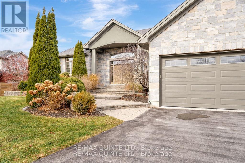 54 Settlers Landing Drive, Quinte West, Ontario  K8R 0A9 - Photo 7 - X12876258