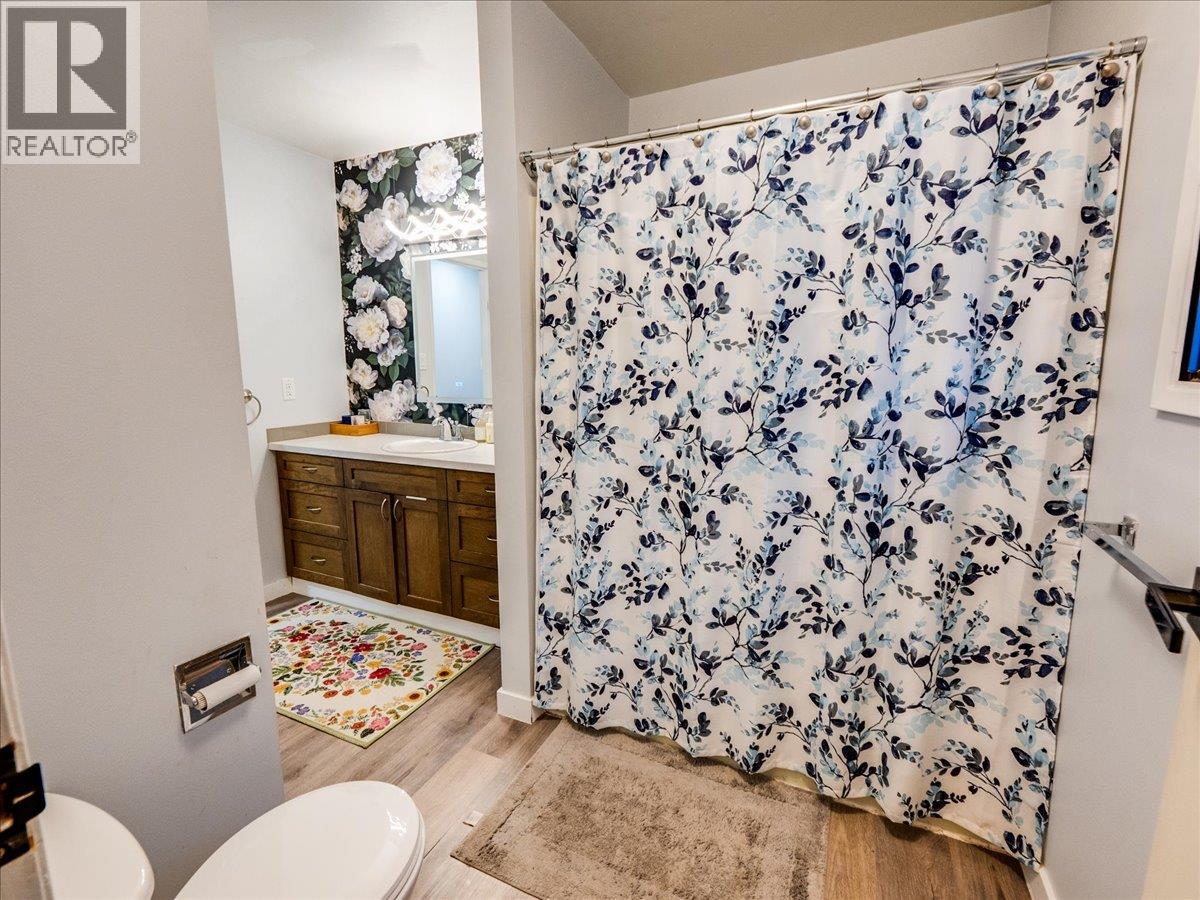 1441 Meadowbrook Drive, Castlegar, British Columbia  V1L 3L9 - Photo 14 - 10379115