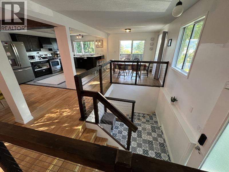 811 Oceanview Drive, Daajing Giids City, British Columbia  V0T 1S0 - Photo 37 - R3098386