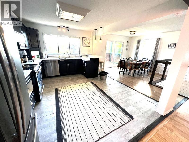 811 Oceanview Drive, Daajing Giids City, British Columbia  V0T 1S0 - Photo 36 - R3098386