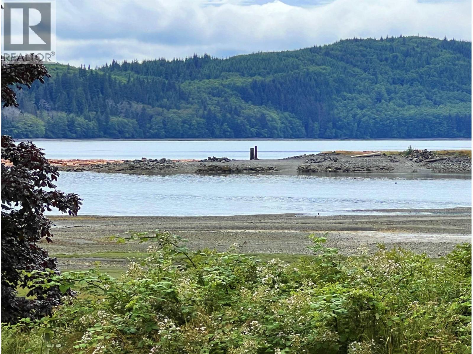 811 Oceanview Drive, Daajing Giids City, British Columbia  V0T 1S0 - Photo 2 - R3098386