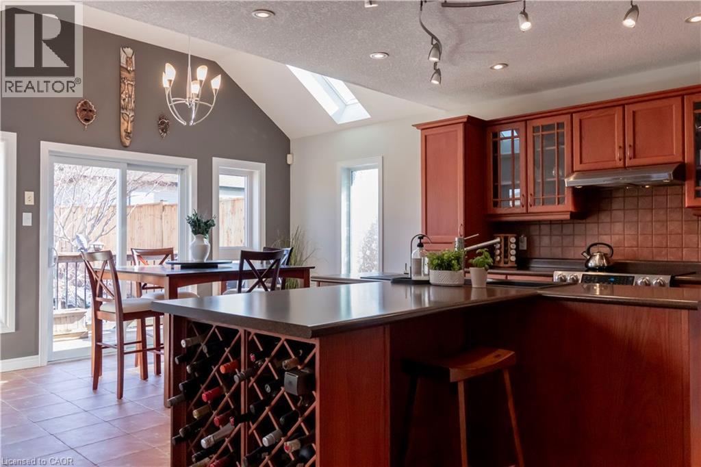 622 Doon South Drive, Kitchener, Ontario  N2P 2X4 - Photo 6 - 40810579