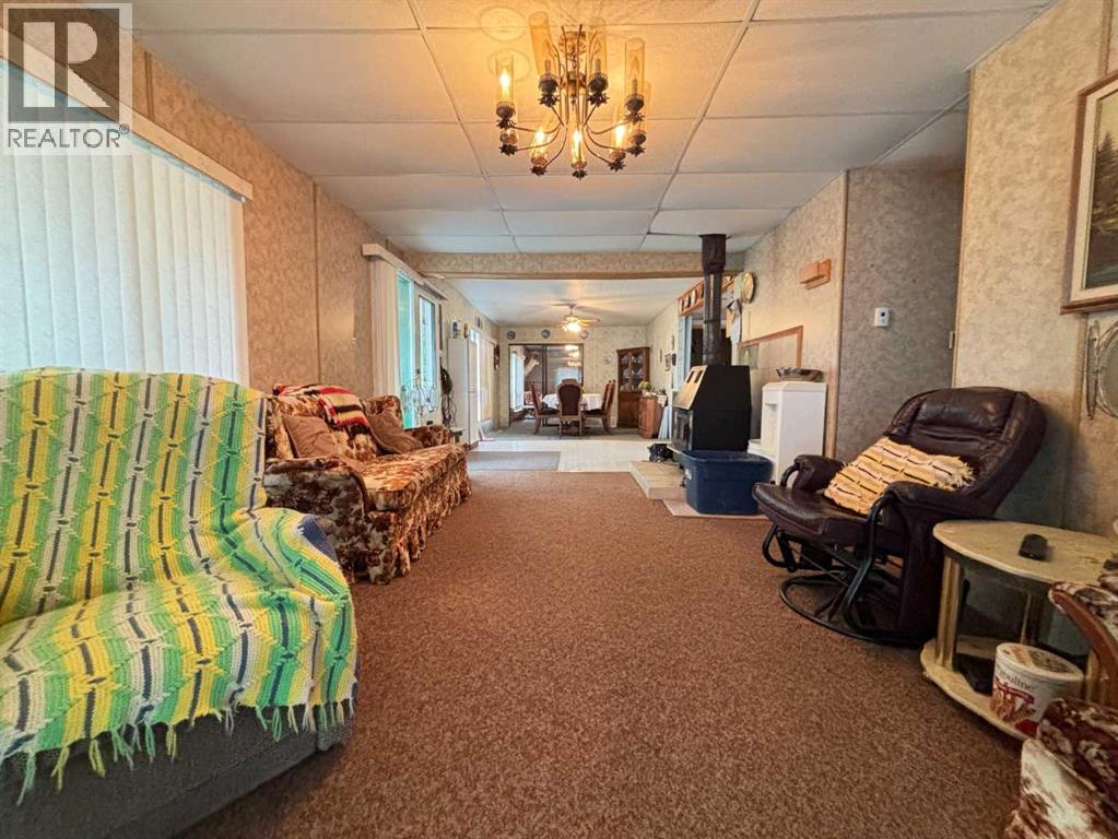 Sk, 701 Rae Street In Makwa, Loon Lake, Saskatchewan  S0M 1N0 - Photo 3 - A2279021